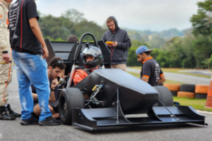 Novo protótipo da equipe Poli Racing 