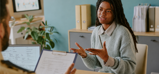 Impactos da pós-graduação na empregabilidade: o que muda na carreira de quem se especializa